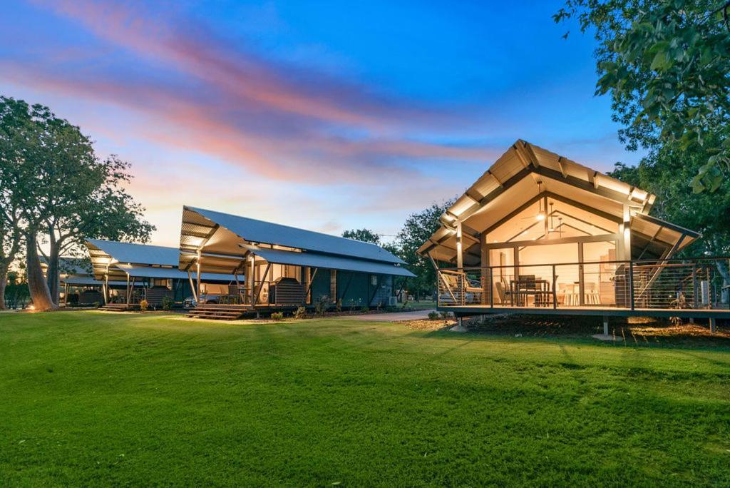 קונונורה Kimberleyland Waterfront Holiday Park מראה חיצוני תמונה